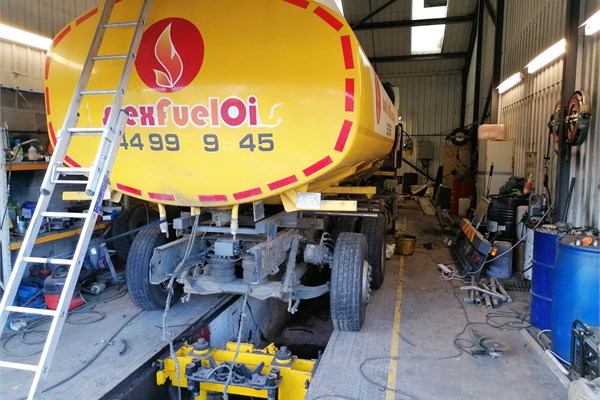 DAF LF FUEL TANKER 